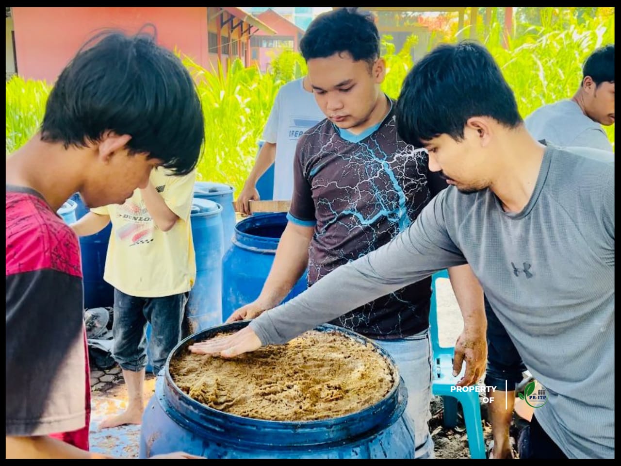 77e0f8b9 8820 4f5f b275 60f619cf4cf8